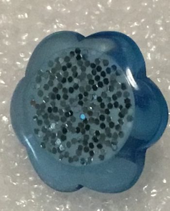 Liten söt knapp 13 mm i diameter Glittrande plast  mellanblå
