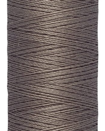Gütermann sytråd 200 meter  100 % polyester färg nr 669