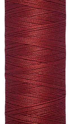 Gütermann sytråd 200 meter  100 % polyester färg nr 221