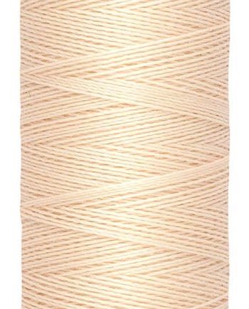 Gütermann sytråd 200 meter  100 % polyester färg nr 5