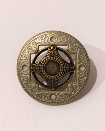 Metallknapp med ögla ornament/sköld 15 mm