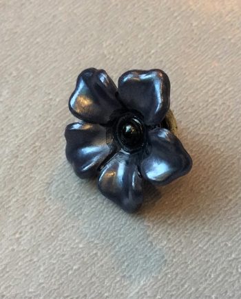 Blå och guldfärgad knapp med ögla Blomma  12 mm