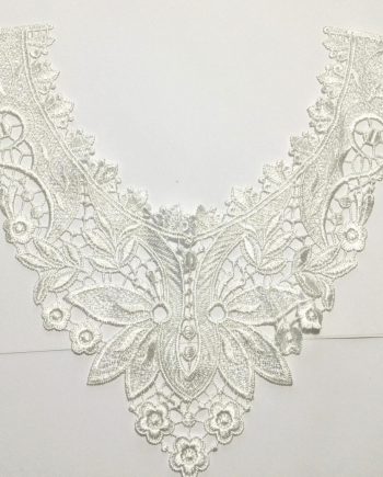 Romantic White Flowers Broderad Krage Infällning  dekorativ att sy på